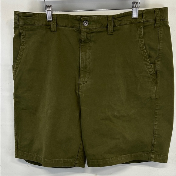 Orvis Other - Orvis Flat Front Shorts.  40 Waist.
